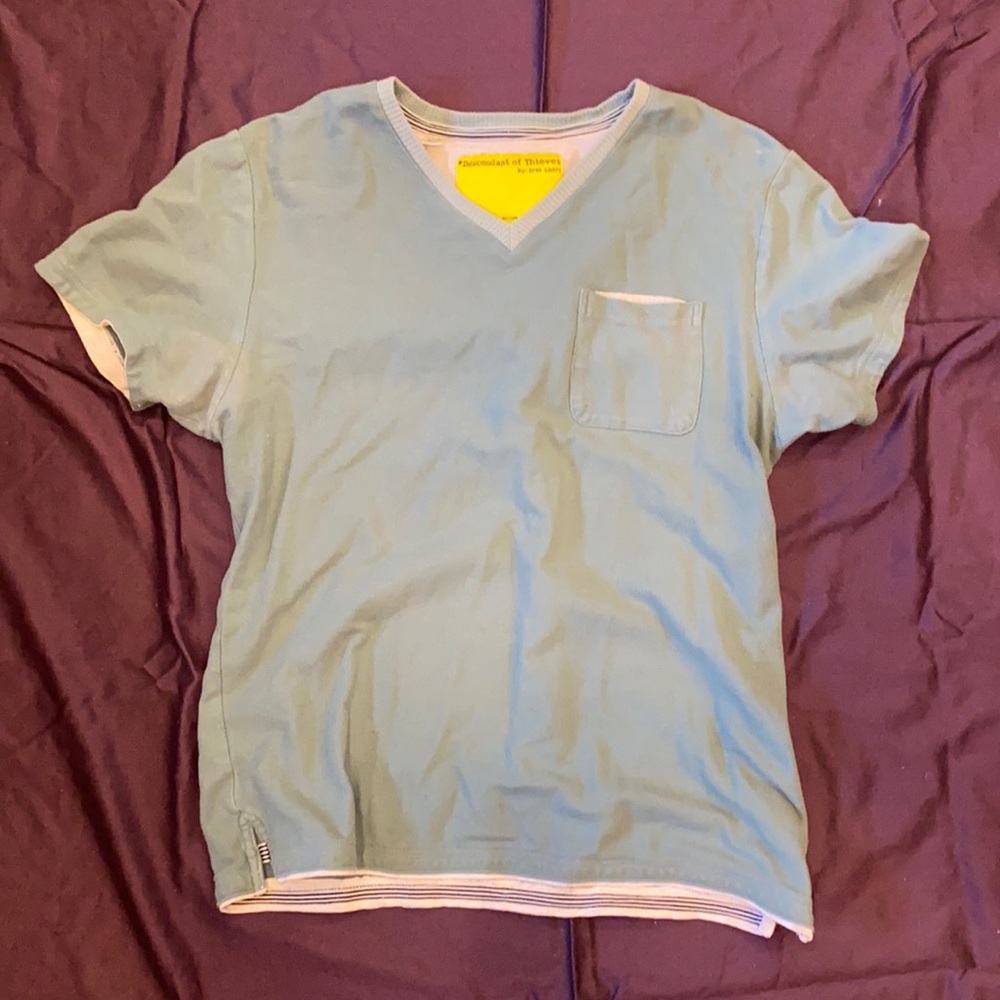 Descendant of Thieves pocket tee - Med